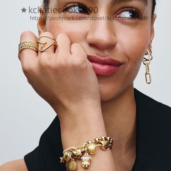 Pandora Openable & Engravable Love Locket Dangle Charm - Picture 6 of 8